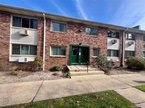 apt-34a-2449 Union Blvd, Islip, NY, 11751-3137 | Card Image