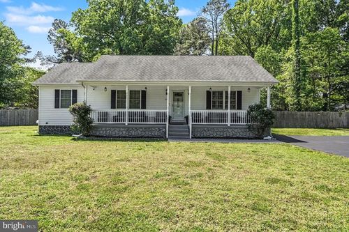 87 Cedar Ln, COLONIAL BEACH, VA, 22443-4301 | Card Image
