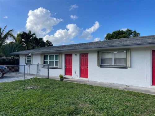5803-5803 Garfield St, Hollywood, FL, 33021-5152 | Card Image