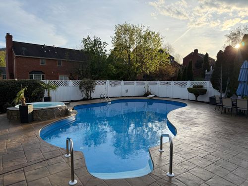 704 Joan Cir, Salem, VA, 24153-6655 | Card Image