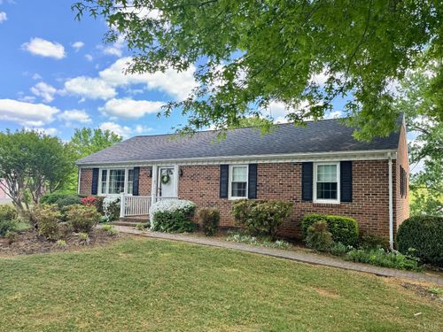 103 Old Post Rd, Lynchburg, VA, 24502-2301 | Card Image