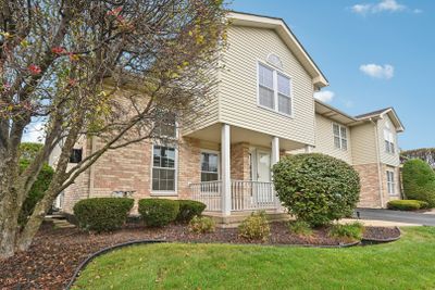 58 - 7428 Maple Drive, Townhouse with 2 bedrooms, 1 bathrooms and 2 parking in Justice IL | Image 1