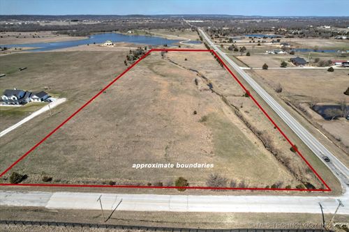 10 N 52nd West Ave, Sperry, OK, 74073 | Card Image