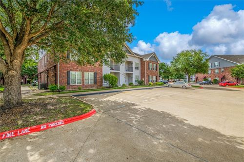 unit-106-801 Luther St W, College Station, TX, 77840-2891 | Card Image