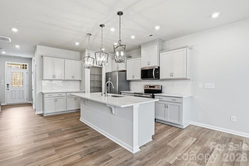 2565 Hedgecliff Rd, Kannapolis, NC, 28025-2885 | Card Image