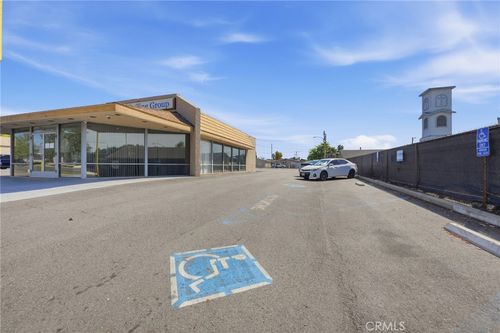 746 N Mountain, Ontario, CA, 91762 | Card Image