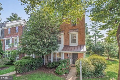 5908 Edson Ln, ROCKVILLE, MD, 20852-2932 | Card Image