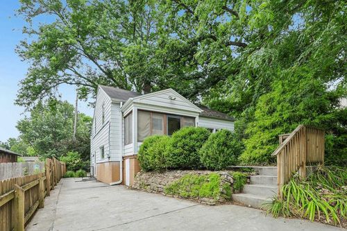 738 Western Ave, Madison, WI, 53711-1824 | Card Image