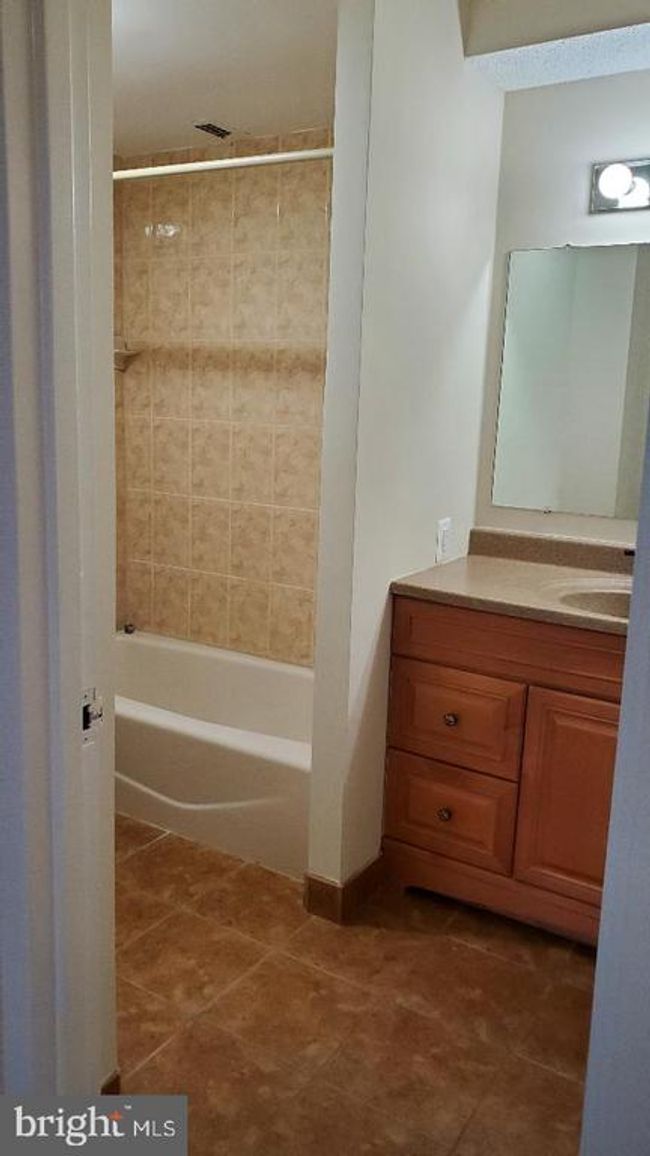 1311 - 3705 S George Mason Dr, Condo with 2 bedrooms, 2 bathrooms and null parking in FALLS CHURCH VA | Image 11