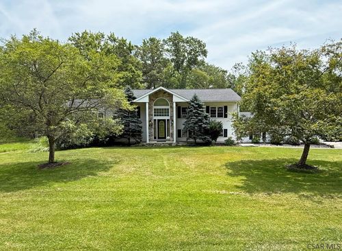 210 Shady Oak Dr, Johnstown, PA, 15905-5400 | Card Image