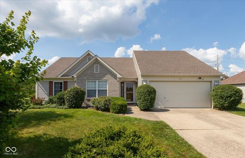 482 Sycamore St, Brownsburg, IN, 46112-1874 | Card Image