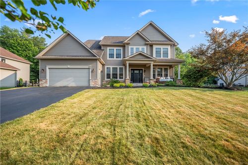 249 Gallant Fox Ln, Webster, NY, 14580-9034 | Card Image