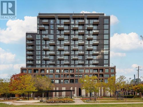 819-270 Dufferin St, Toronto, ON, M6K0H8 | Card Image