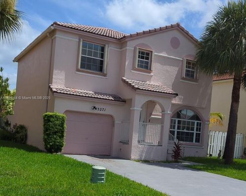 15271 Nw 6th Ct, Pembroke Pines, FL, 33028-1832 | Card Image