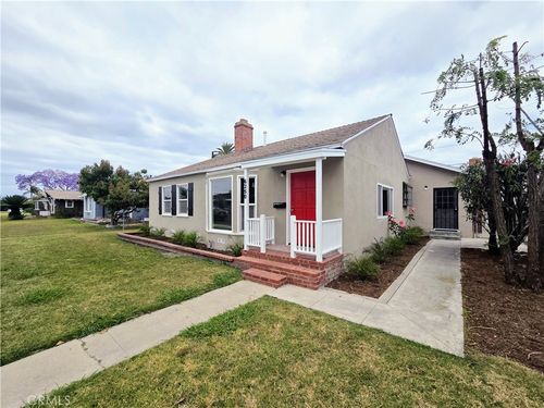 6250 Lemon Ave, Long Beach, CA, 90805-2418 | Card Image