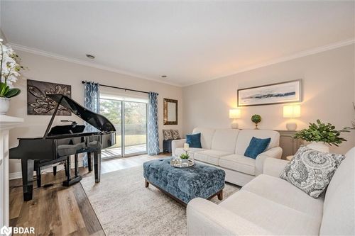 104-60 Wyndham St S, Guelph, ON, N1E7H7 | Card Image