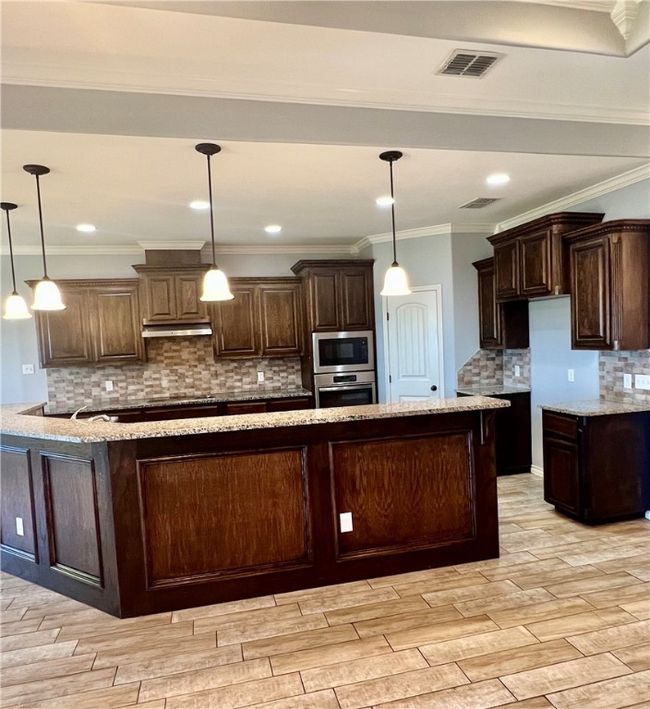 2310 Vaughn Dr, House other with 4 bedrooms, 2 bathrooms and 2 parking in Corpus Christi TX | Image 5