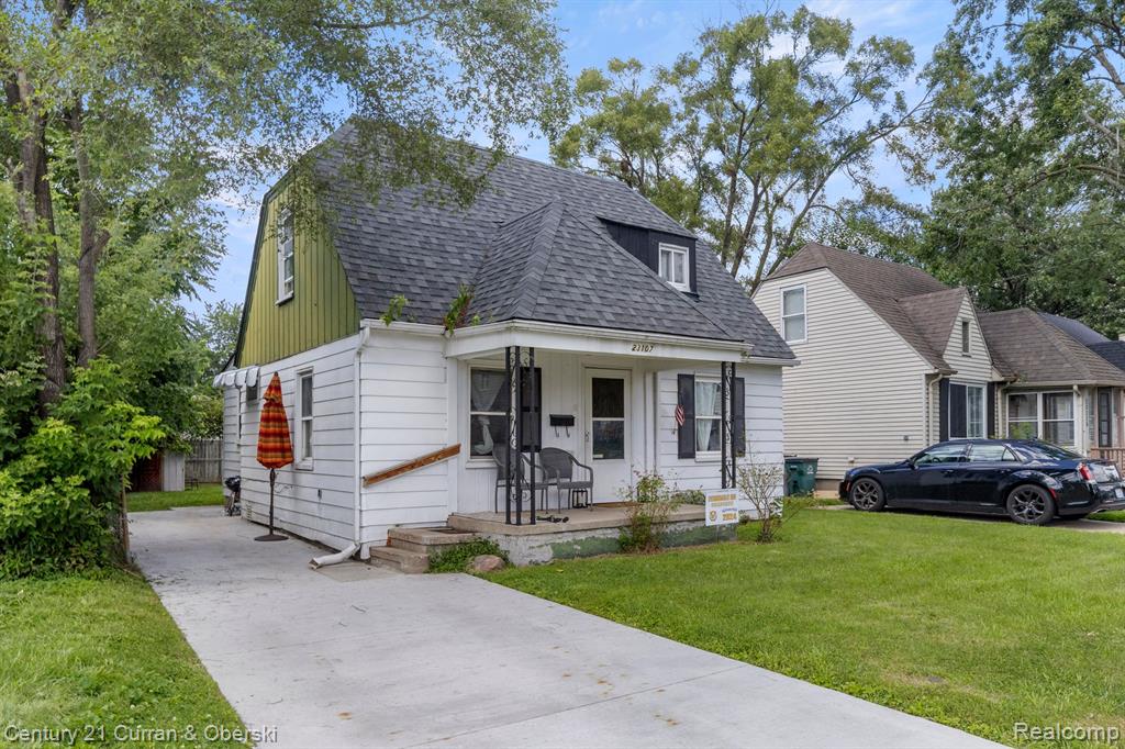 Tawas Ave, Hazel Park, MI 48030