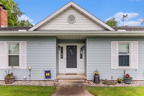 3300 Waldron Rd, North Adams, MI, 49262-9795 | Card Image