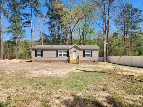 392 Monroe Ln, Erwin, NC, 28339-8617 | Card Image