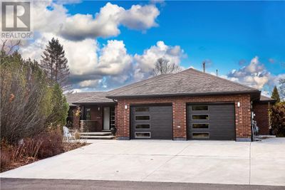 60 Gleneden Crt, House other with 4 bedrooms, 4 bathrooms and null parking in Garson ON | Image 3