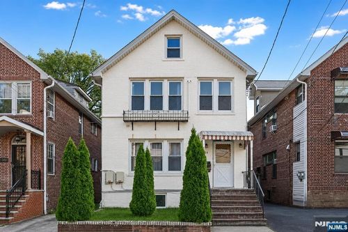1-244 Slocum Way, Fort Lee, NJ, 07024-5306 | Card Image