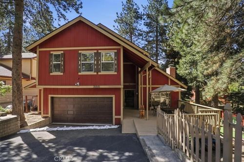 31051 Wild Oak Dr, Running Springs, CA, 92382-7541 | Card Image