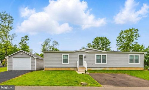 20 Golfview Dr, QUAKERTOWN, PA, 18951 | Card Image