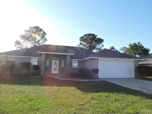 1913 Gulf Bay Ln, Pensacola, FL, 32506-6086 | Card Image