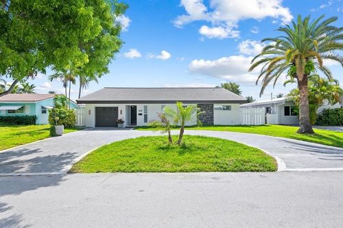 420 Se 13th Ave, Pompano Beach, FL, 33060-7618 | Card Image