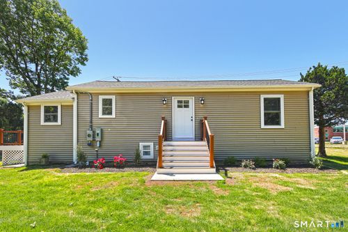 233 Chapel St, Milford, CT, 06460-7919 | Card Image
