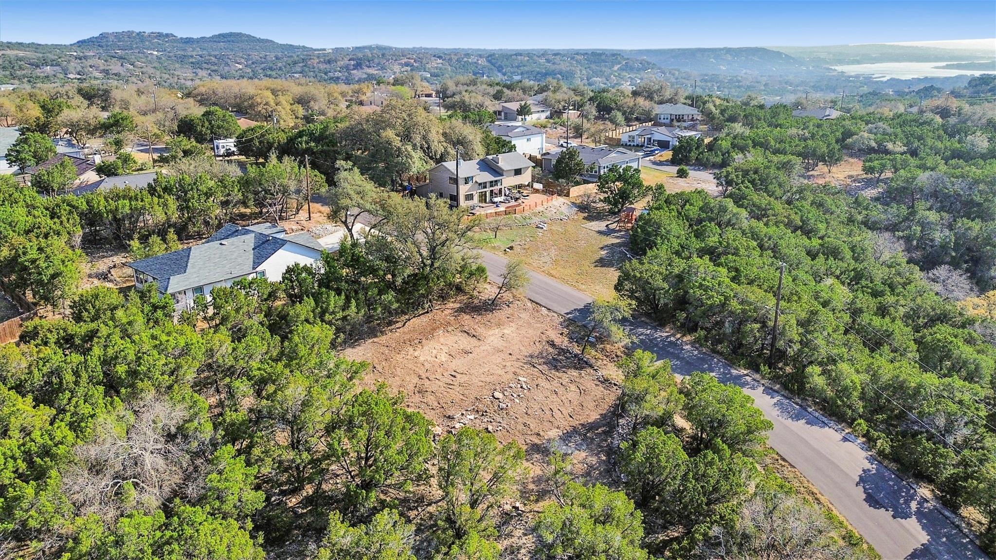 Land in Lago Vista