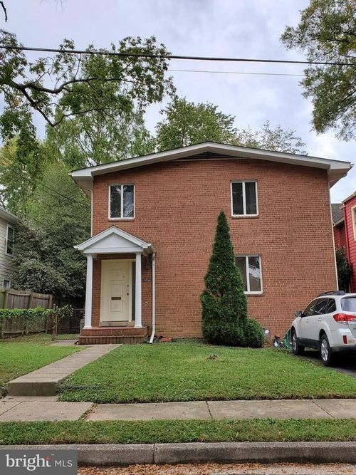 top-floor-1034 17th Street S, ARLINGTON, VA, 22202 | Card Image