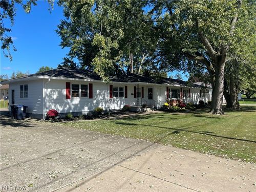 87 W Woodsdale Ave, Akron, OH, 44301-2841 | Card Image