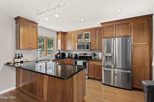 43 William St, Kinderhook, NY, 12106-2016 | Card Image