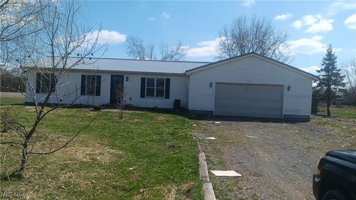 5676 Thompson Clark Rd, Bristolville, OH, 44402-9716 | Card Image