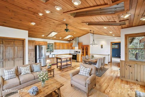 1426 Setzer Cove Rd, Maggie Valley, NC, 28751-7719 | Card Image