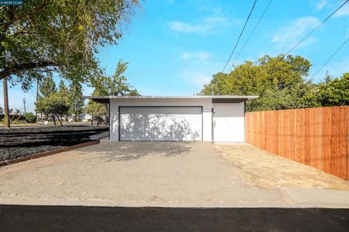 197 Carolos Dr, Pacheco, CA, 94553-5145 | Card Image