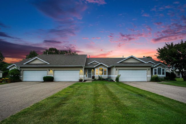 1721 Quail Run Dr, Condo with 2 bedrooms, 3 bathrooms and null parking in Kalamazoo MI | Image 23