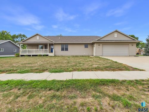 501 Grace Ave Avenue, Parker, SD, 57053 | Card Image