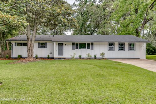 117 Hillcrest Dr, Clinton, MS, 39056-4309 | Card Image