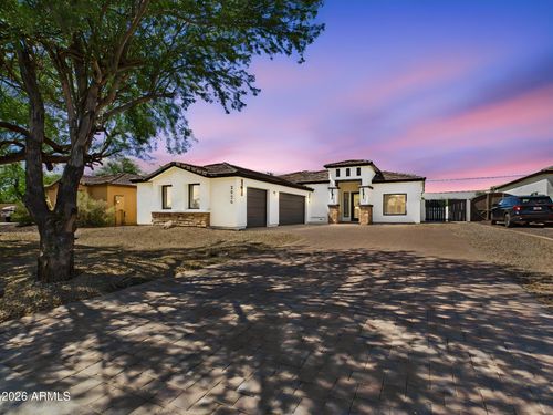 2926 E Hartford Ave, Phoenix, AZ, 85032-1941 | Card Image