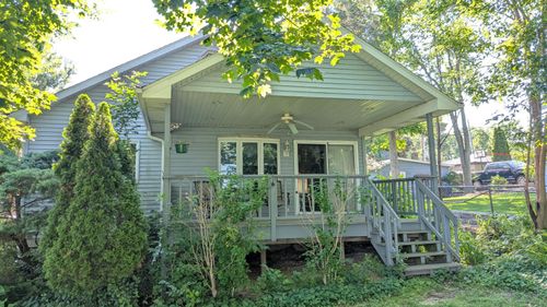 6630 Channel Rd, WATERFORD, WI, 53185-2527 | Card Image