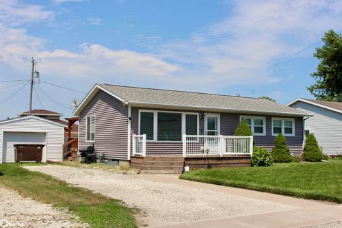 1003 Whitney St, Griswold, IA, 51535-2063 | Card Image