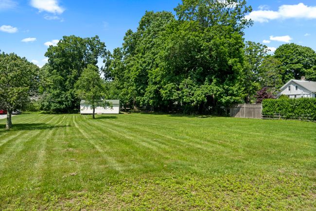 60 Lyme St, House other with 3 bedrooms, 3 bathrooms and 6 parking in Old Lyme CT | Image 7