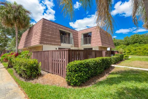 2980 Sw Sunset Trace Cir, Palm City, FL, 34990-2627 | Card Image