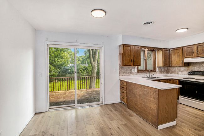 2920 Dunlap St, House other with 3 bedrooms, 1 bathrooms and null parking in Lansing MI | Image 5