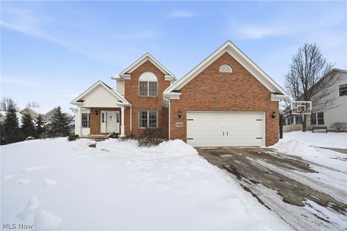 11080 Dunsby Ave Nw, Uniontown, OH, 44685-8698 | Card Image