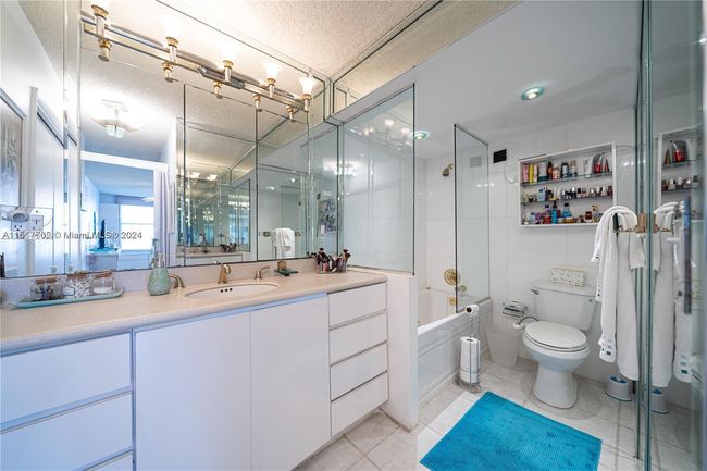 APT-721 - 3800 S Ocean Dr, Condo with 2 bedrooms, 2 bathrooms and null parking in Hollywood FL | Image 7