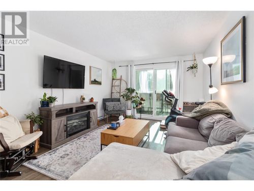 203-1915 Pacific Crt, Kelowna, BC, V1Y8B3 | Card Image